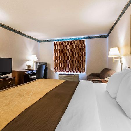Quality Inn & Suites Stacer Eksteriør bilde