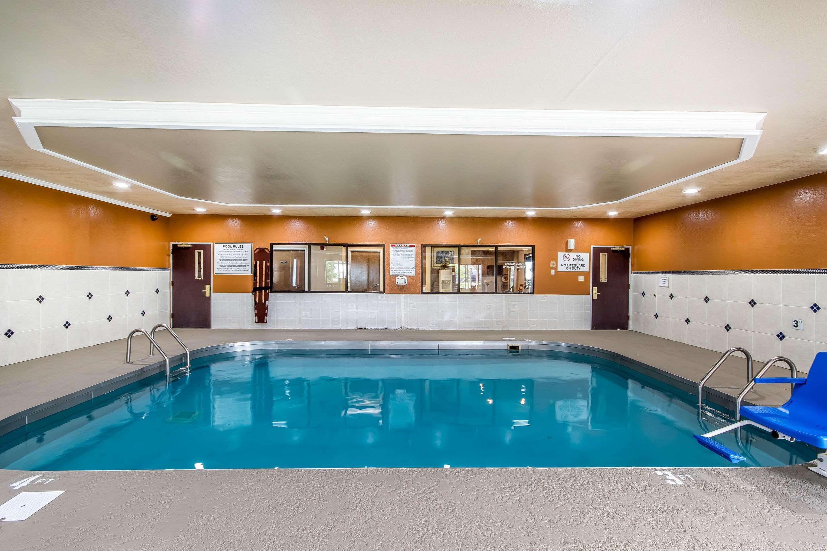 Quality Inn & Suites Stacer Eksteriør bilde